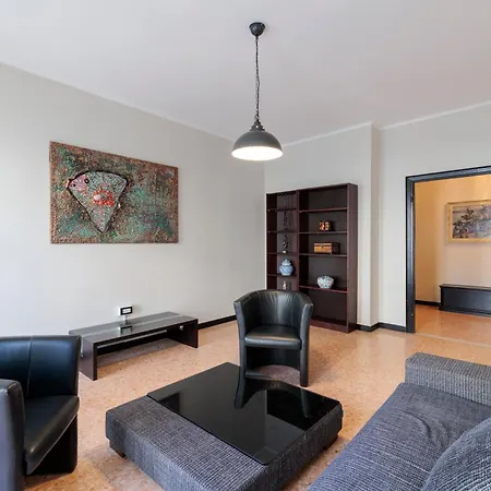 Apartment Hostdomus - Black Pearl Alassio