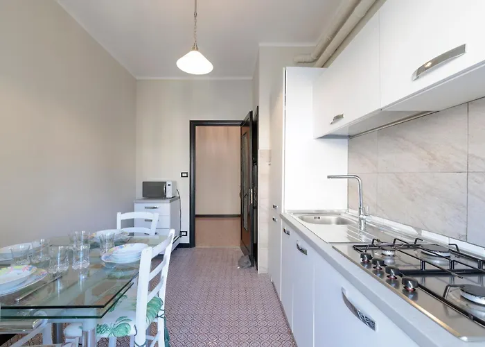 Hostdomus - Black Pearl Alassio